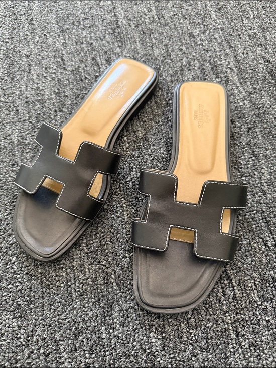 Hermes Shoes - Hermes Black Leather Oran Slide Sandals